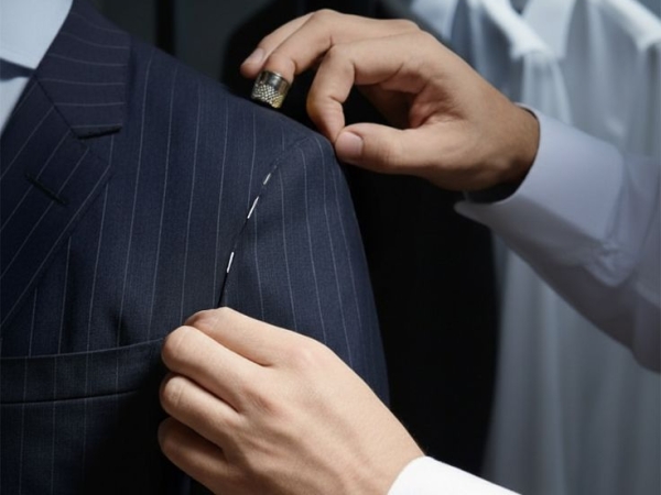 The Tailored Suit Process – Craftsmanship Behind Every Step